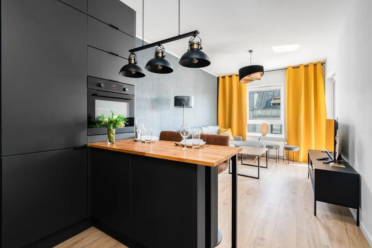 Modern Apartment Gorczynska & Parking & Balcony By Renters Prestige Poznan 0*,
