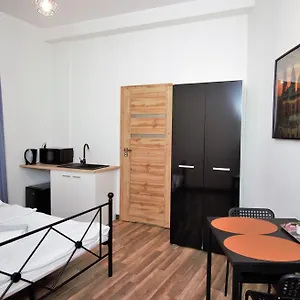 Appartamento Roomspoznan Pl - I Polwiejska 20 - 24h Self Check-in, Poznań